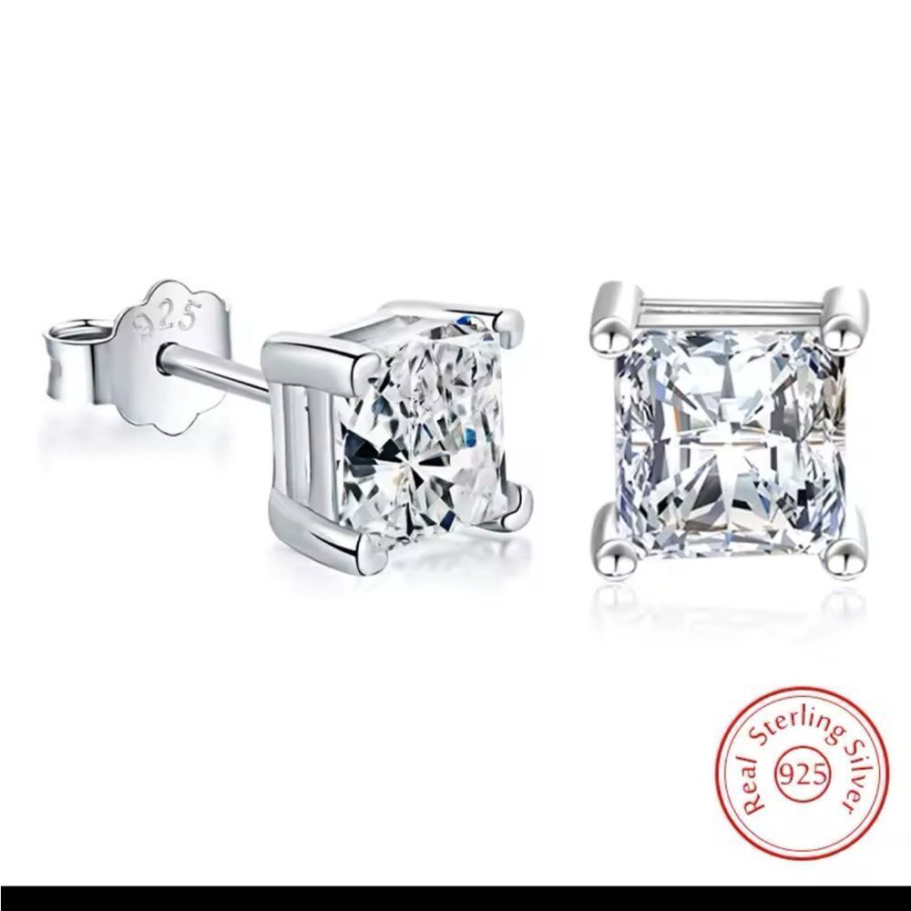 Sterling Silver 8mm Cubic Zirconia Stud Earrings New In Gift Box GENUINE 925